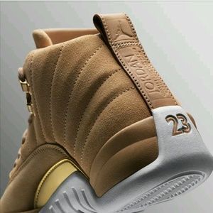 Meet your Posher, Tia